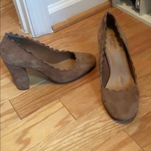 Crown Vintage Tan suede leather round toe block heels 7.5